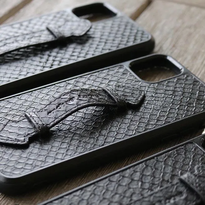 Black Snake iPhone 11 Strap Case