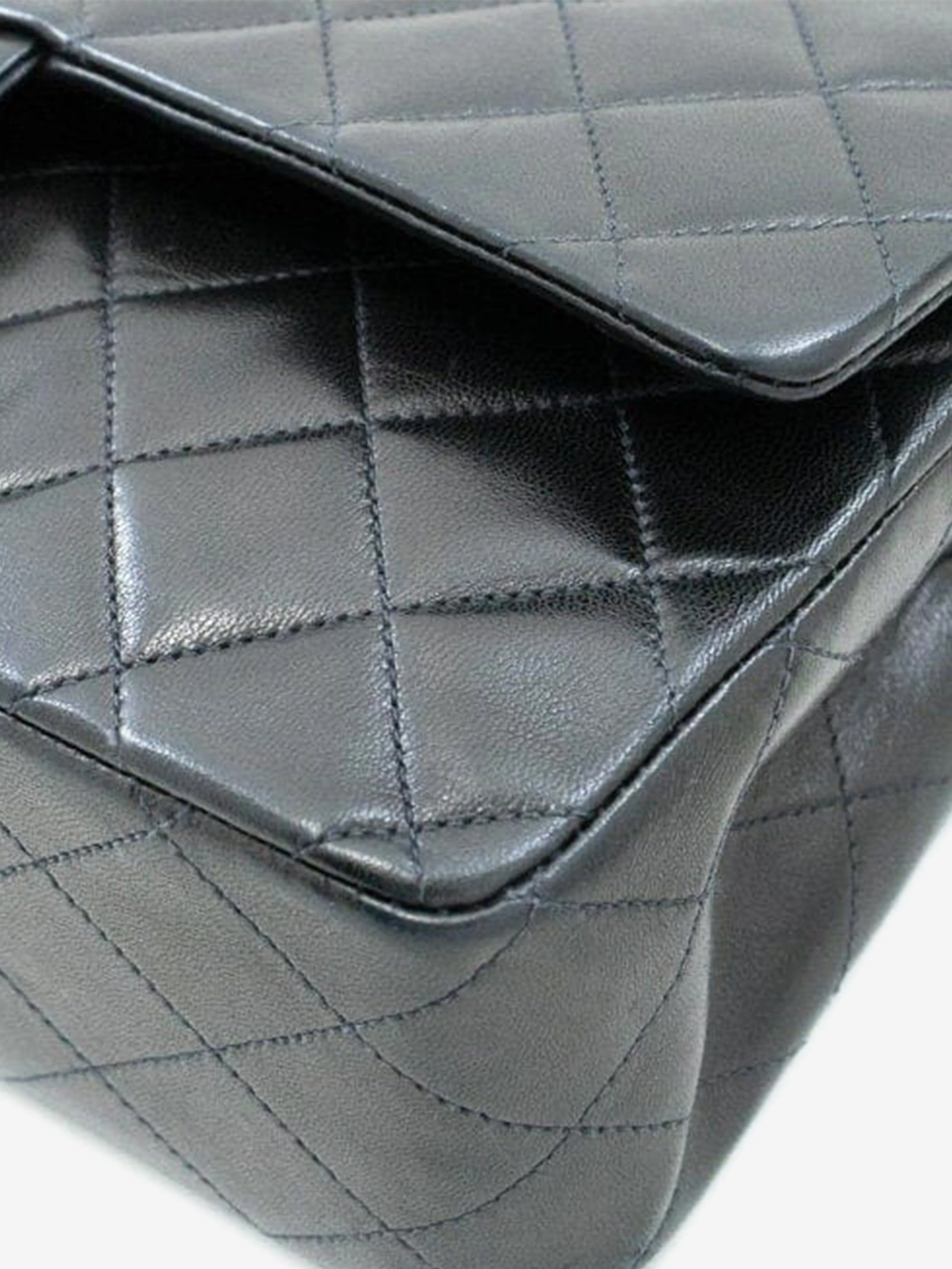 Black vintage 1996-97 medium Classic Double Flap bag