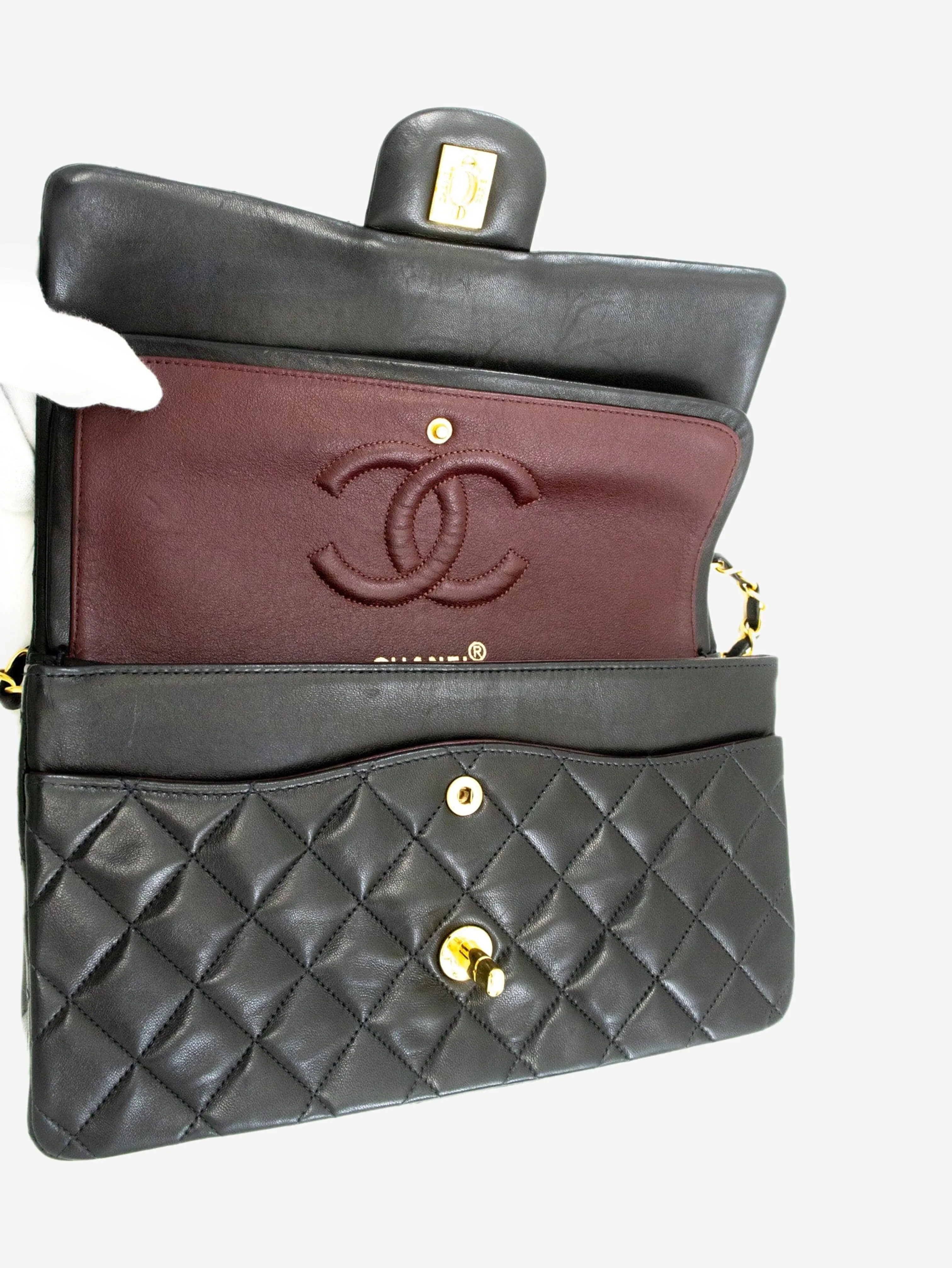 Black vintage 1996-97 medium Classic Double Flap bag