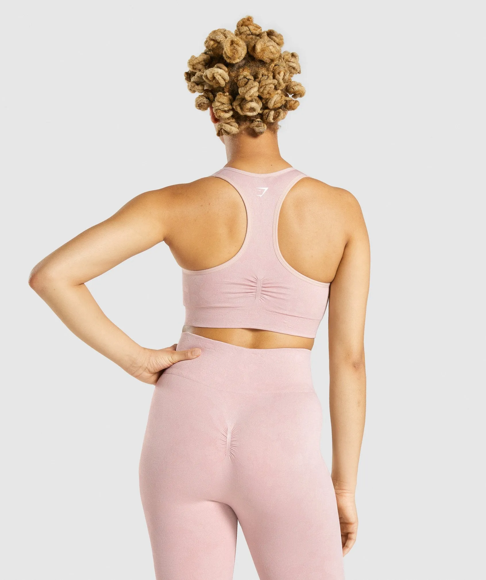 Gymshark Adapt Camo Seamless Racer Back Sports Bra - Light Pink