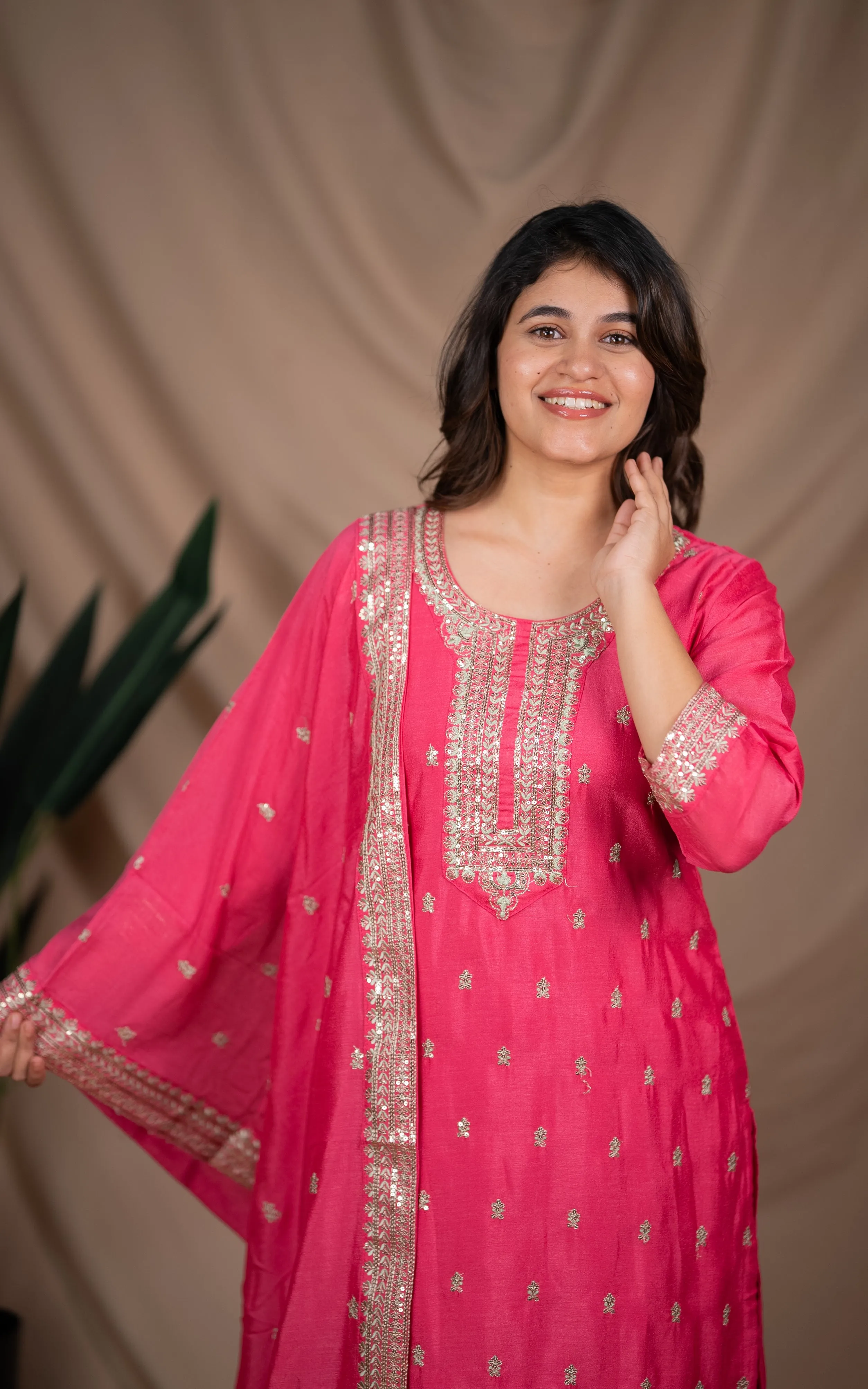 Manjula Pink (Kurti Pant Dupatta)
