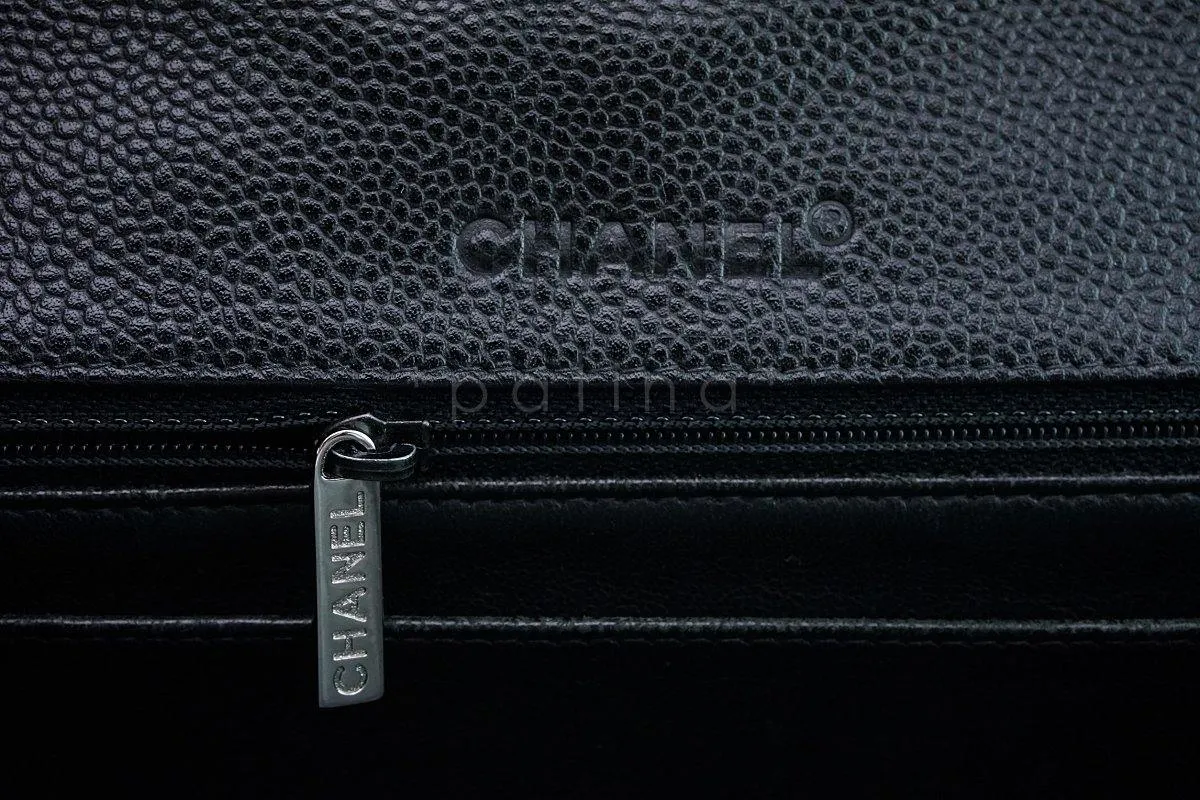 *rare* Chanel Vintage Black Caviar Jumbo Flap Bag RHW