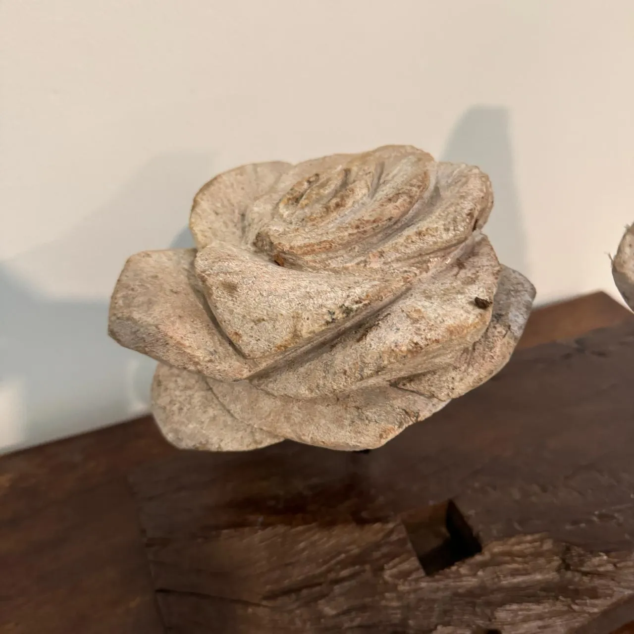 Stone Flower/ Blossom : Gul 10
